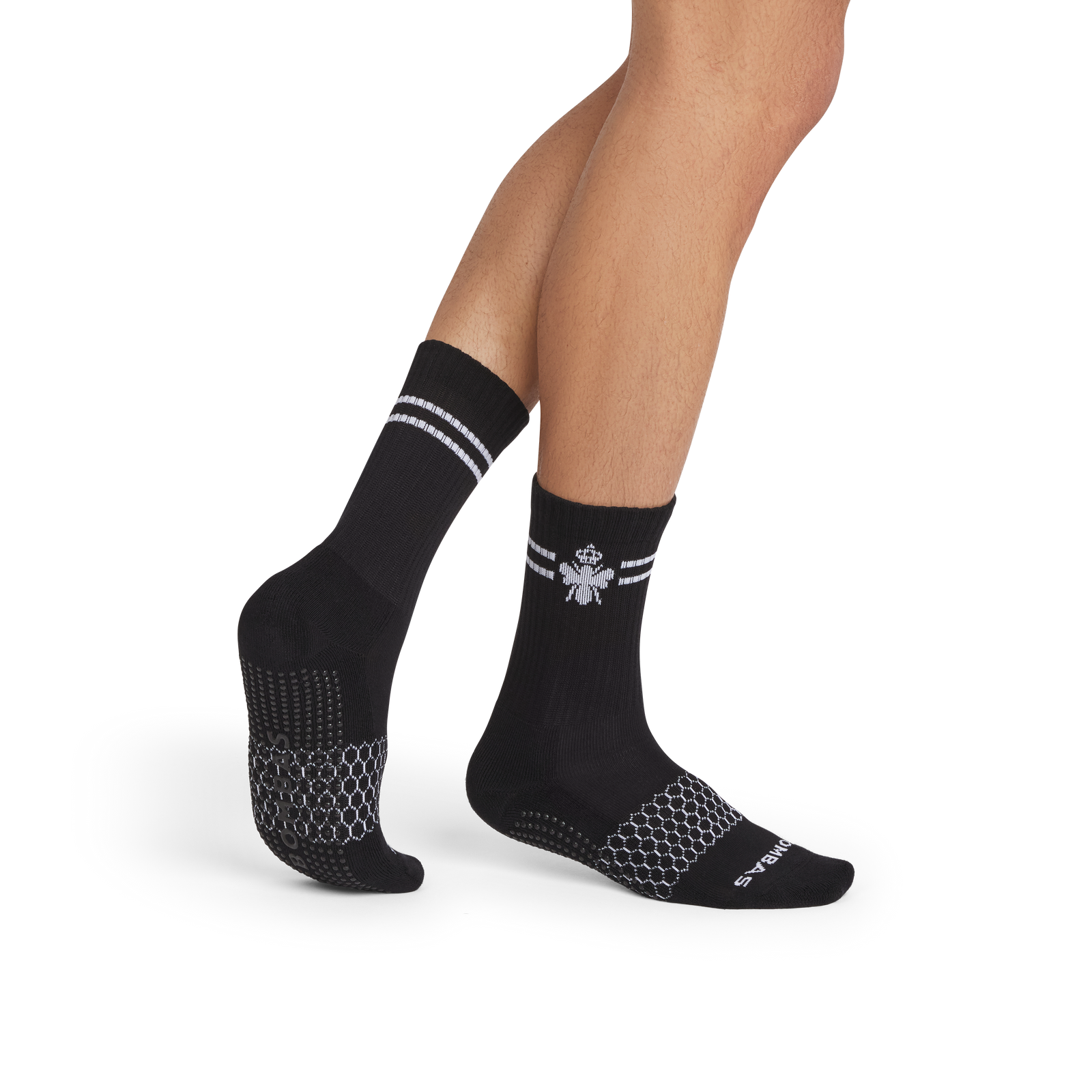 official-bombas::10131-black-adult-male-onmodel-2-transparent.png
