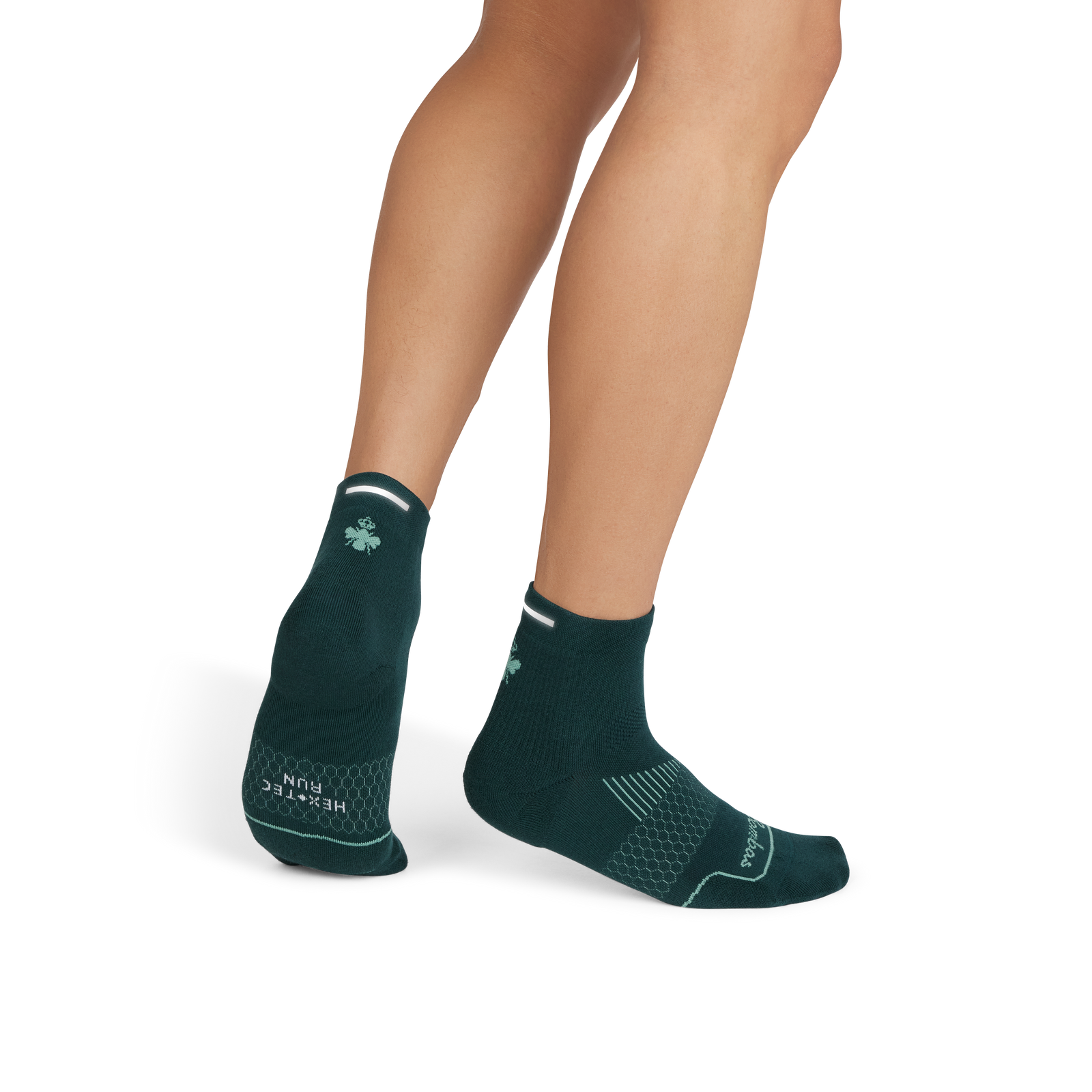 official-bombas::10266-tealpine-adult-male-onmodel-2-transparent.png