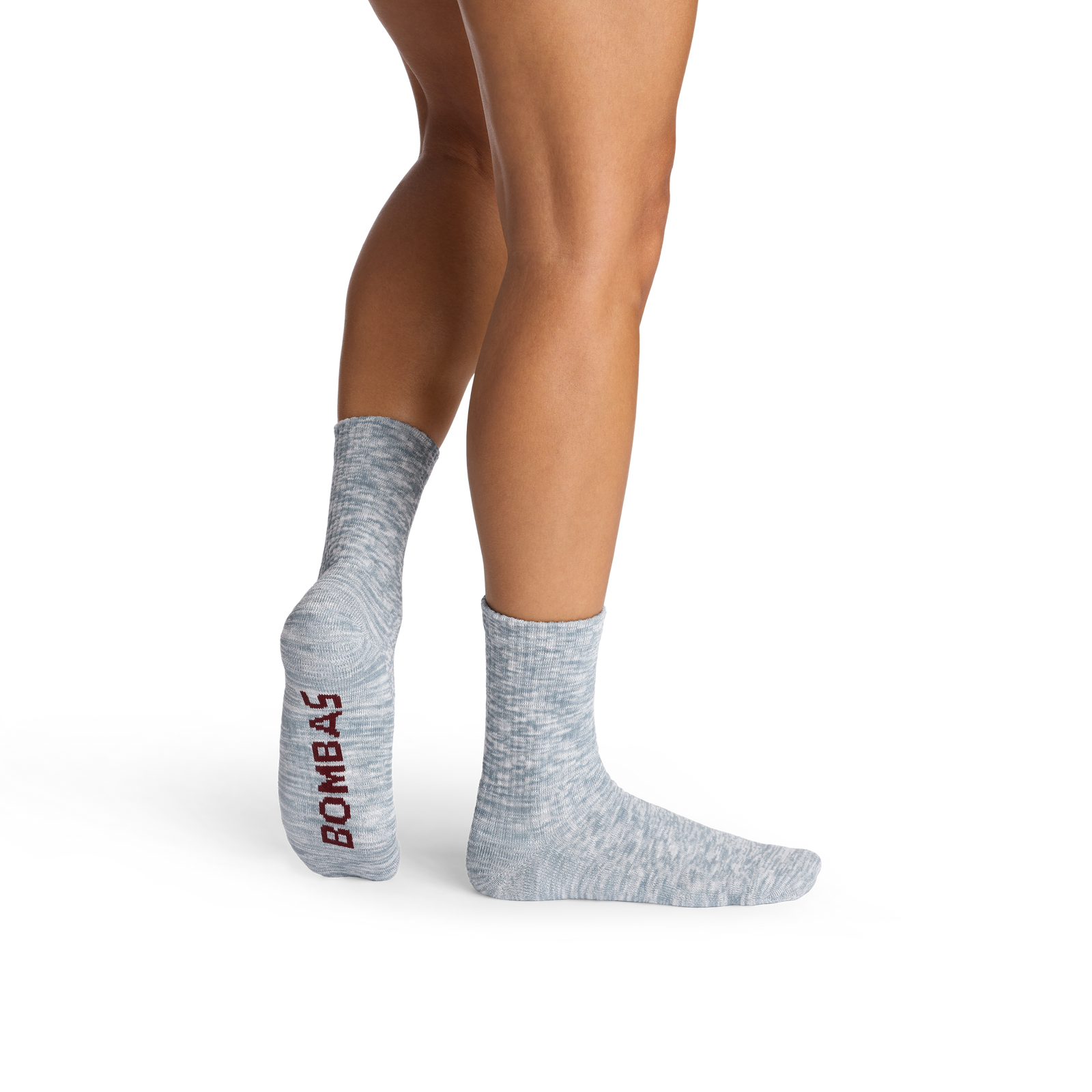 official-bombas::10392-seastorm-softwhite-adult-female-onmodel-3-transparent-_1_.png