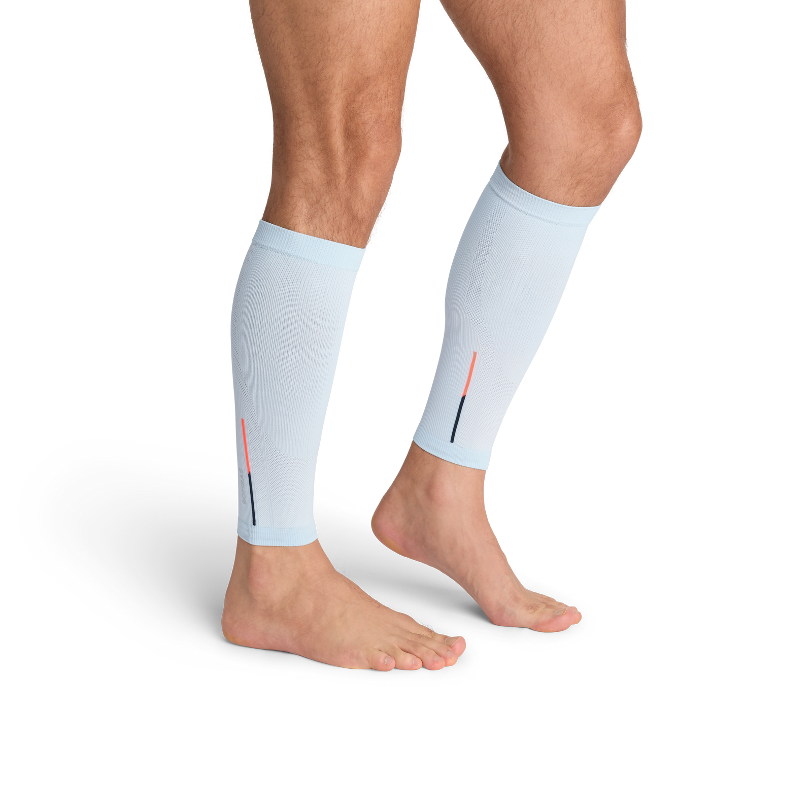 official-bombas::10402-cloudmist-adult-male-onmodel-2-transparent-_1_.png