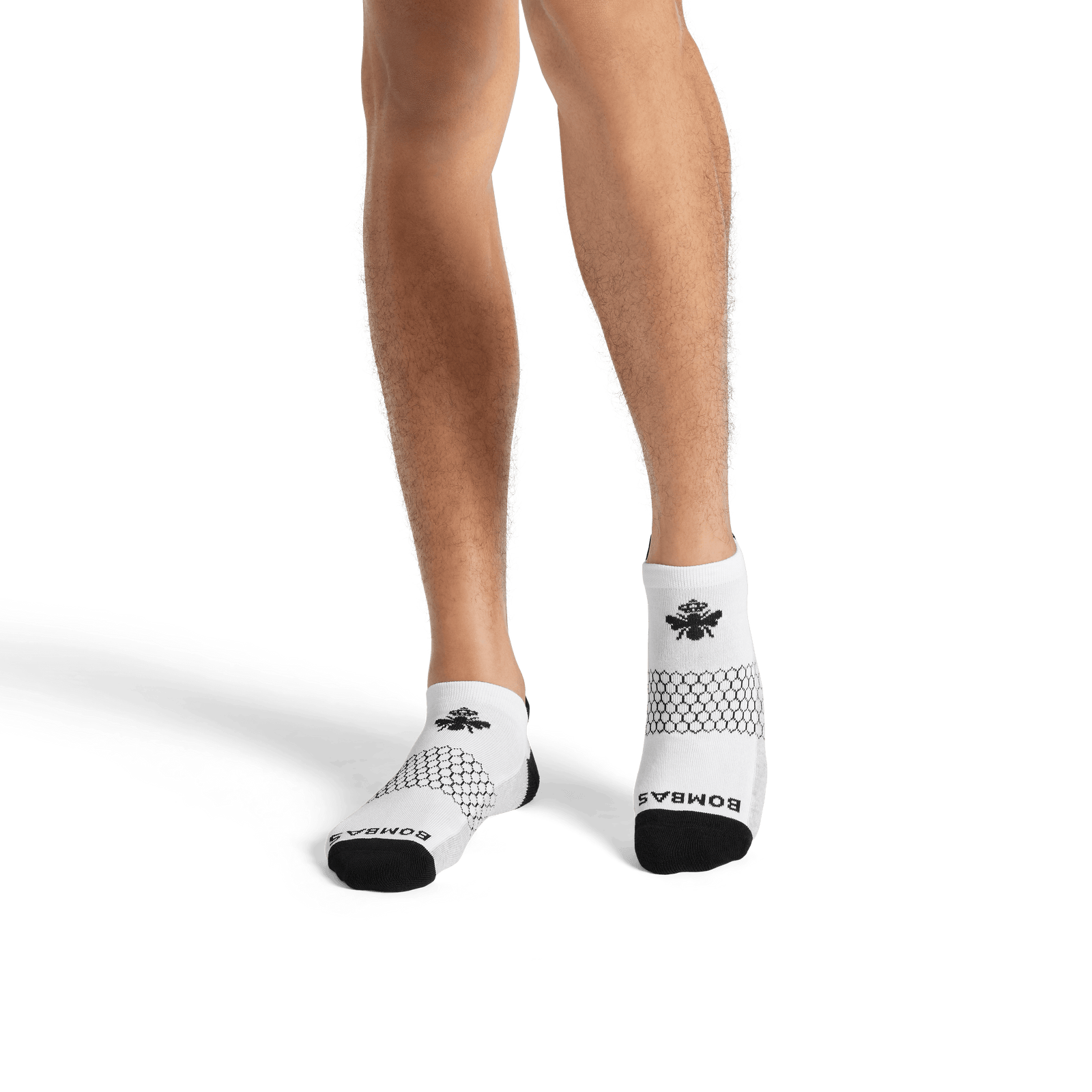 official-bombas::3412-white-black-adult-male-2-transparent.png
