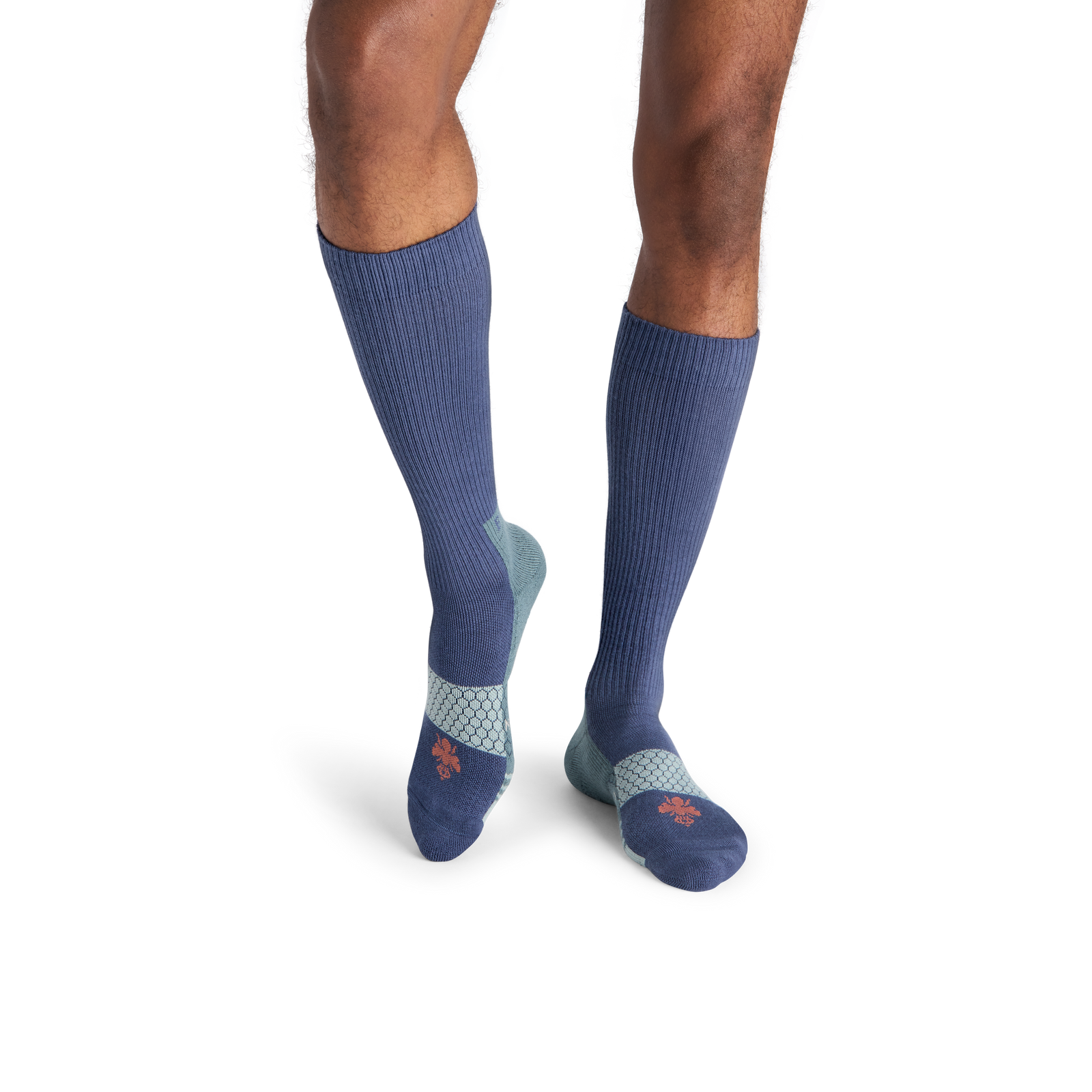 official-bombas::8578-navydusk-washedterracotta-adult-male-2-transparent.png