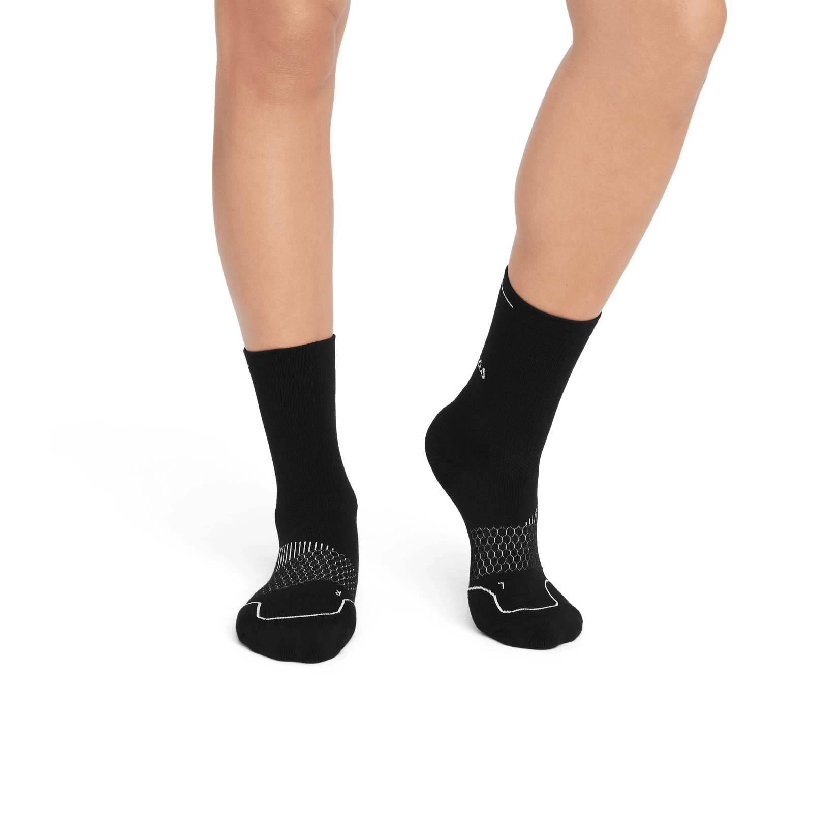 official-bombas::8721-black-adult-female-2-transparent.png
