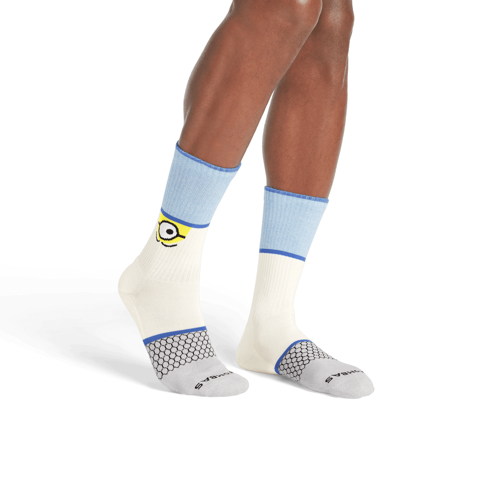 official-bombas::8723-softwhite-adult-male-3-transparent.png