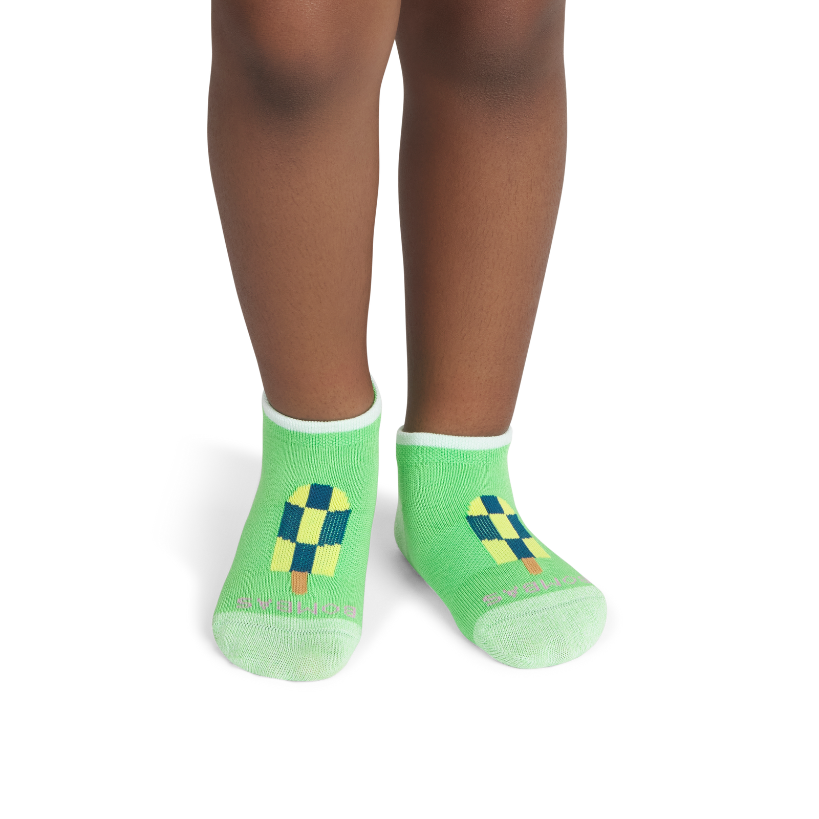 official-bombas::8843-hydrogreen-junior-unisex-onmodel-2-transparent.png