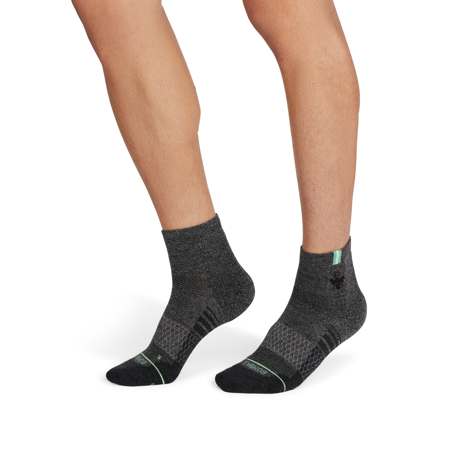official-bombas::9712-black-meteor-adult-male-onmodel-2-transparent.png