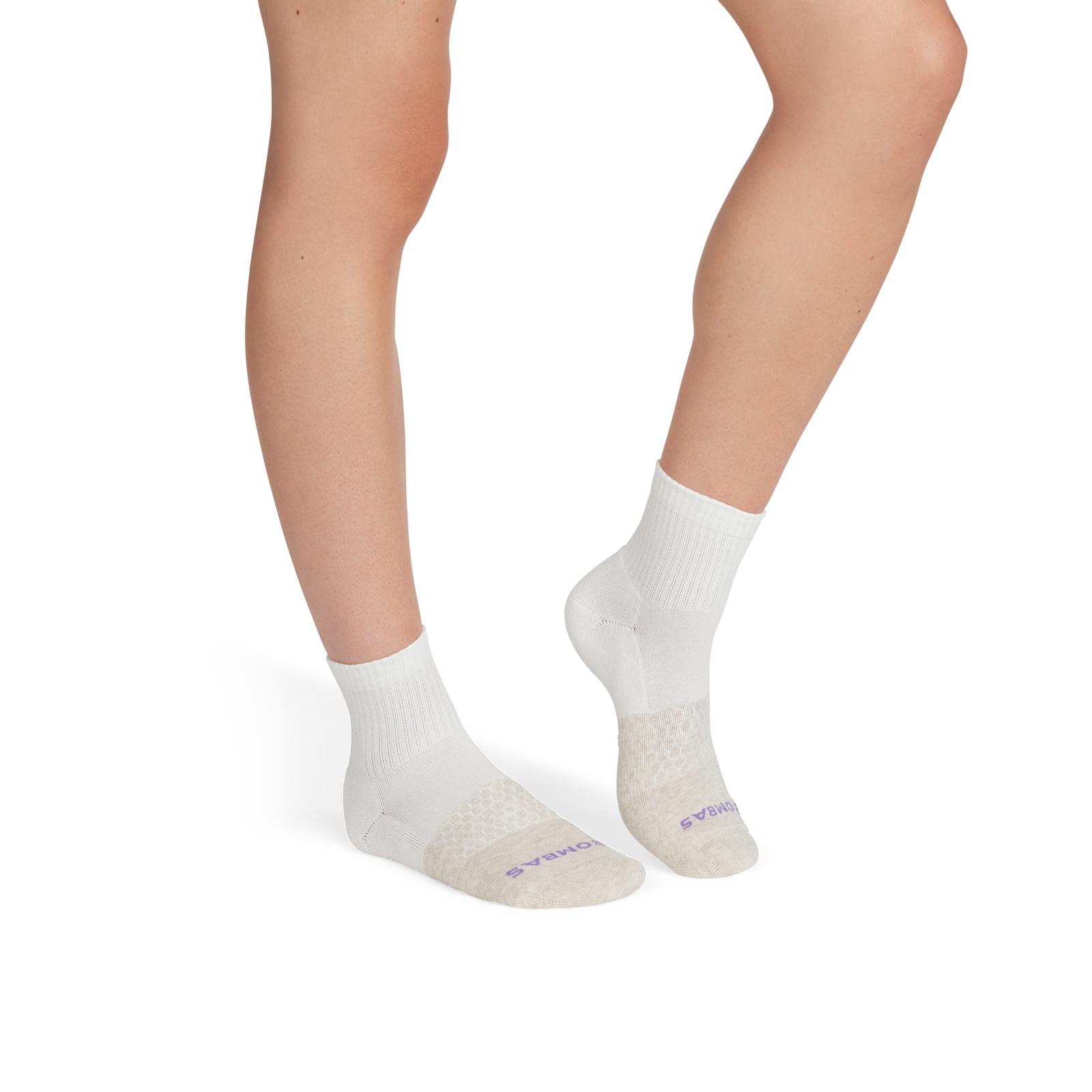 official-bombas::9816-chailattehtr-softwhite-adult-female-onmodel-2-transparent.png