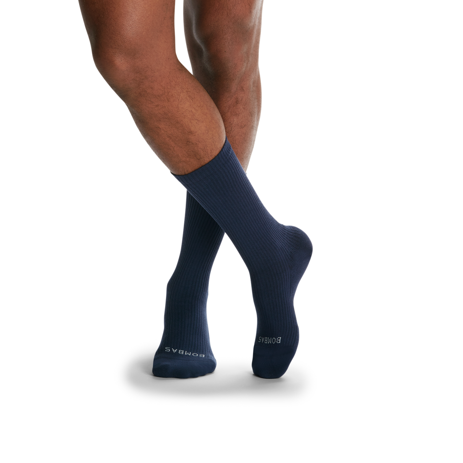 official-bombas::midnight-navy-onmodel-1-transparent.png